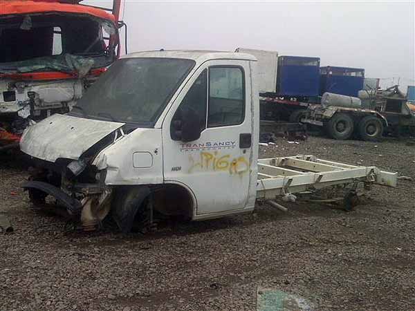  Peugeot BOXER 2001    EN DESARME