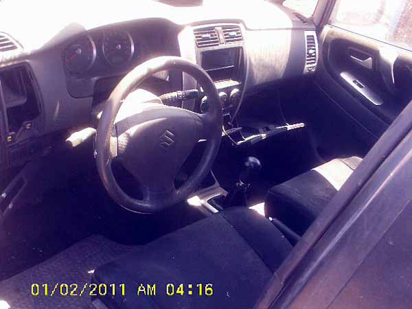  Suzuki AERIO 2005    EN DESARME