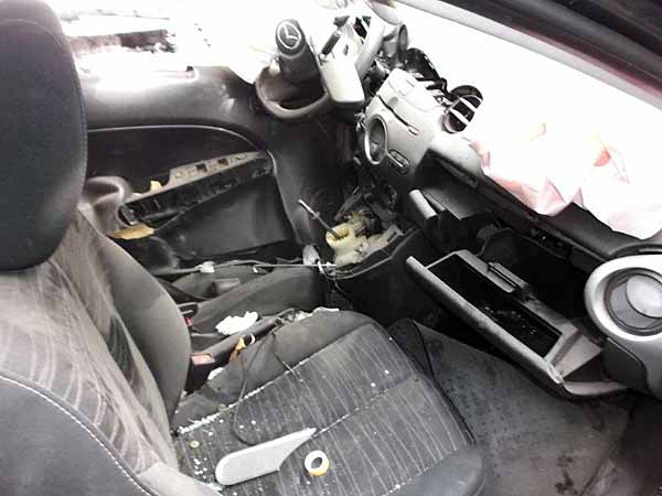 Mazda 2 2009    EN DESARME