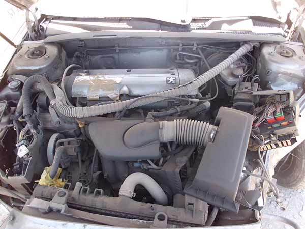  Peugeot 406 2004    EN DESARME
