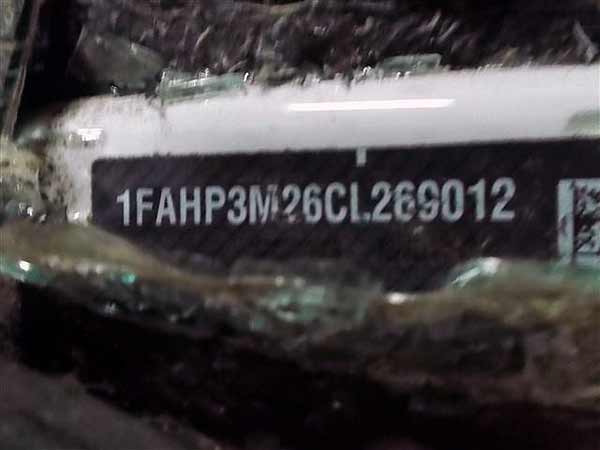  Ford FOCUS 2012    EN DESARME