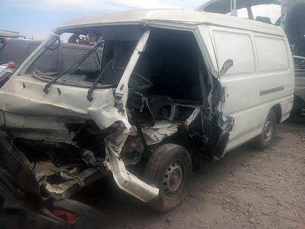  Mitsubishi L300 2010    EN DESARME