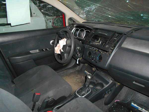  Nissan TIIDA 2012    EN DESARME