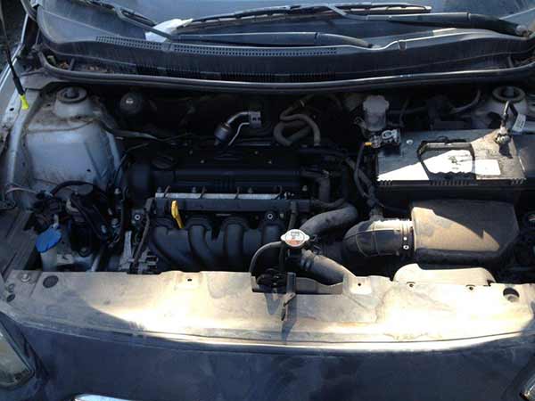  Hyundai ACCENT 2012    EN DESARME