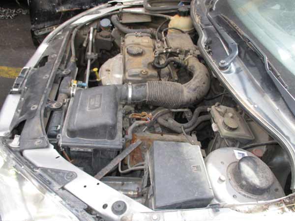  Peugeot 206 2000    EN DESARME