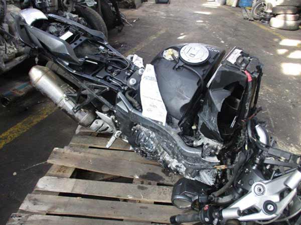 MUñON BMW K1300 2012  USADO  EN DESARME