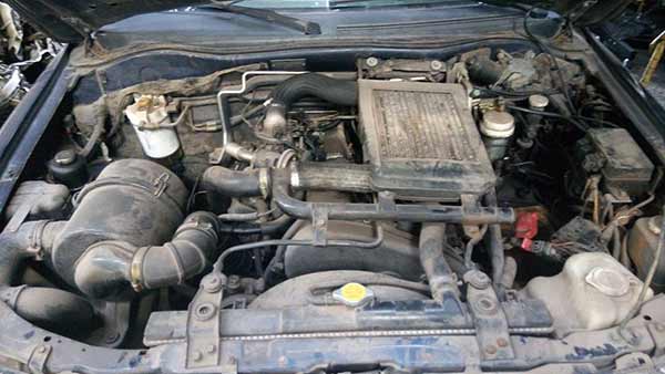  Mitsubishi L200 2004    EN DESARME