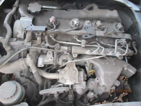  Toyota HIACE 2013    EN DESARME