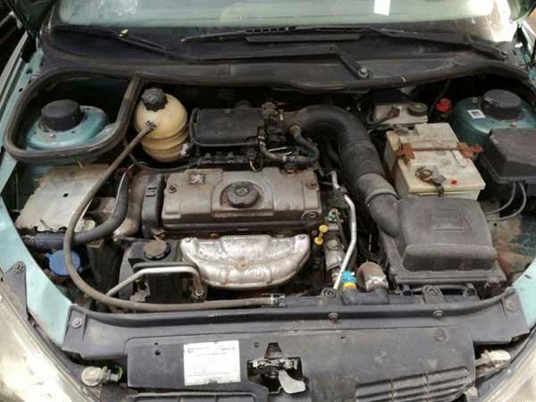  Peugeot 206 2000    EN DESARME