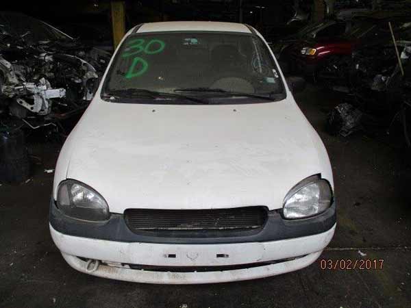 Chevrolet CORSA 2003    EN DESARME
