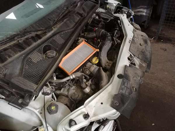  Renault DOKKER     EN DESARME