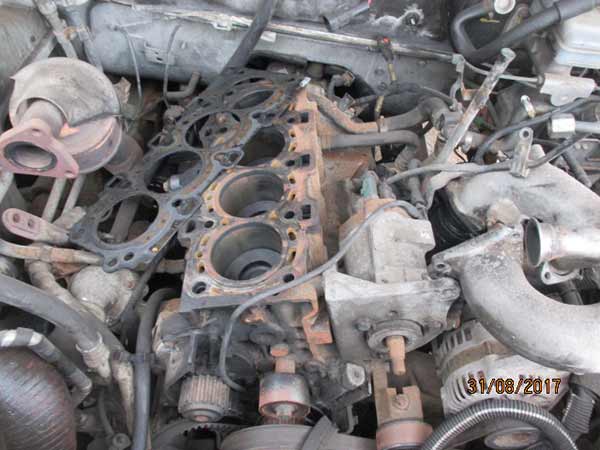 VIDRIO Tata XENON  2011  USADO  EN DESARME