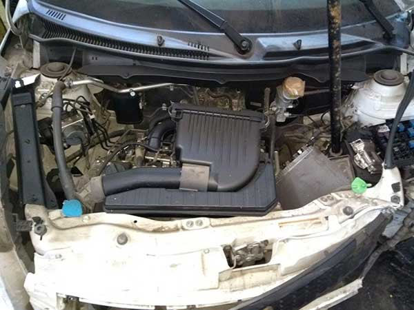  Suzuki SWIFT 2013    EN DESARME