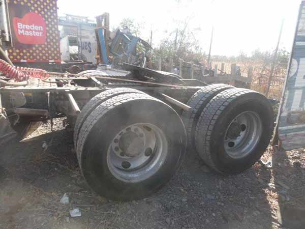  Mack CXU 2012    EN DESARME