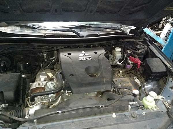  Mitsubishi L200 2016    EN DESARME