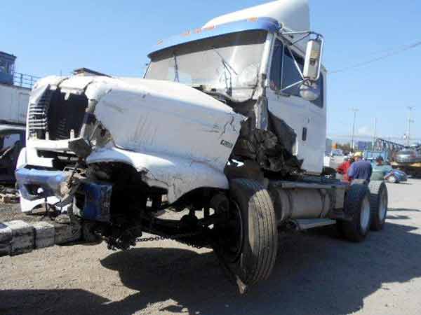  Freightliner FL112 1997    EN DESARME